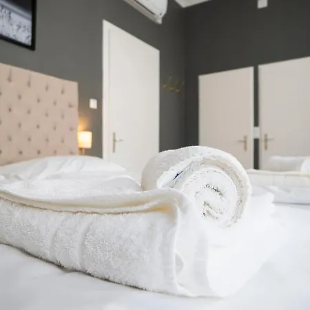 Bright ,cozy , central&cute studio in Vienna Esterno foto
